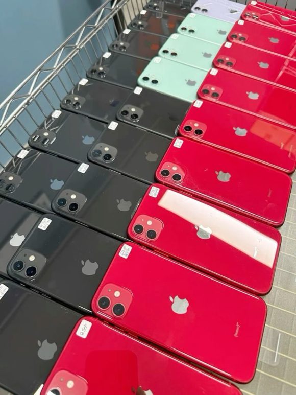 Apple iPhone 12, Unlocked, A+ Grade Pre-owned/Used, LL/a & European Specs - Image 4